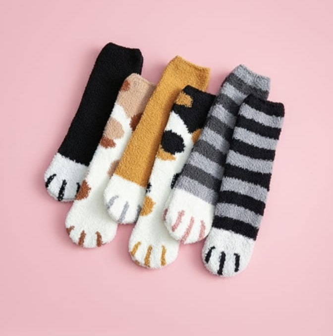 Calcetines polares con diseño de pata de gato